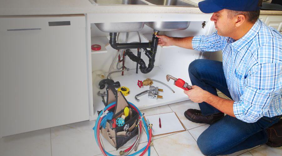 Local tankless water heater installation in Delong, IN